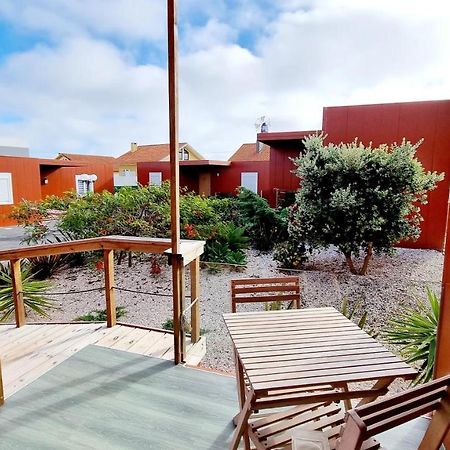 Family Surf Home - Bungalow 4 Santo Isidoro Exterior foto